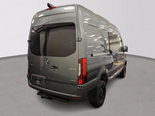 2025 Mercedes-Benz Sprinter 2500 Standard Roof
