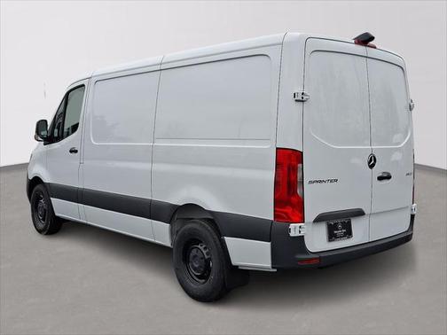 2025 Mercedes-Benz Sprinter 2500 Standard Roof