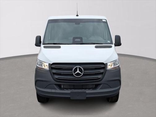2025 Mercedes-Benz Sprinter 2500 Standard Roof