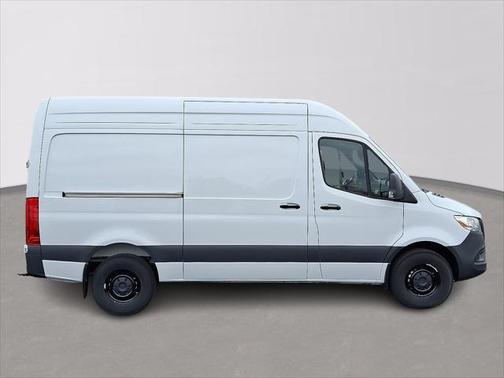 2025 Mercedes-Benz Sprinter 2500 Standard Roof
