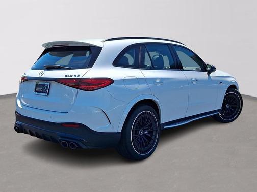 MANUFAKTUR Moonlight White Metallic 2024 Mercedes-Benz AMG GLC 43 4MATIC