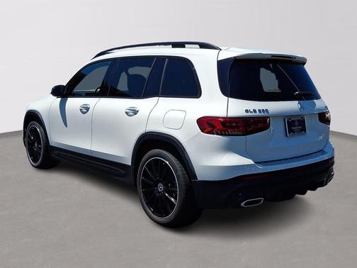 Polar White 2022 Mercedes-Benz GLB 250 4MATIC