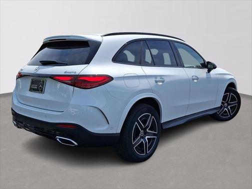 2025 Mercedes-Benz GLC 300 4MATIC