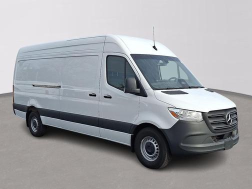 2025 Mercedes-Benz Sprinter 2500 High Roof
