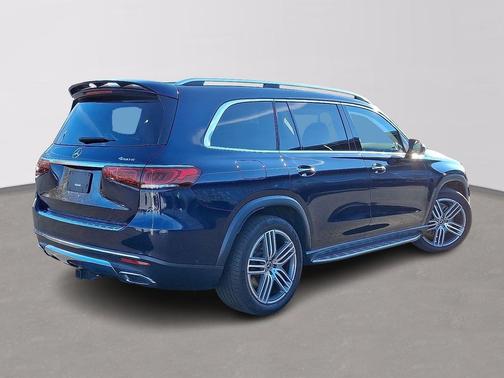 2022 Mercedes-Benz GLS 450 4MATIC