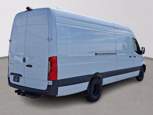 2024 Mercedes-Benz Sprinter 3500XD High Roof