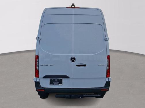 2025 Mercedes-Benz Sprinter 2500 Standard Roof