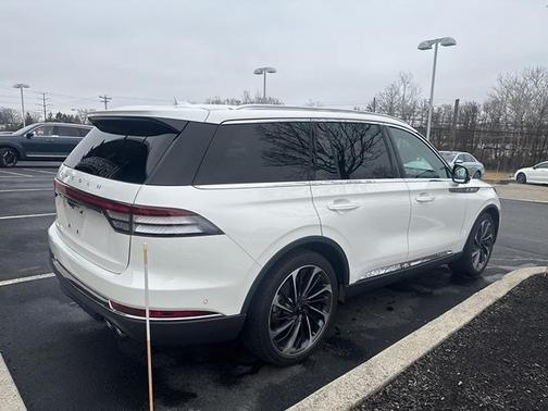 2022 Lincoln Aviator Reserve