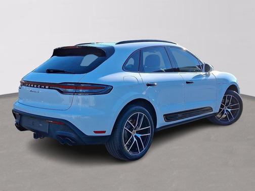 2022 Porsche Macan S