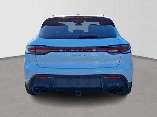2022 Porsche Macan S