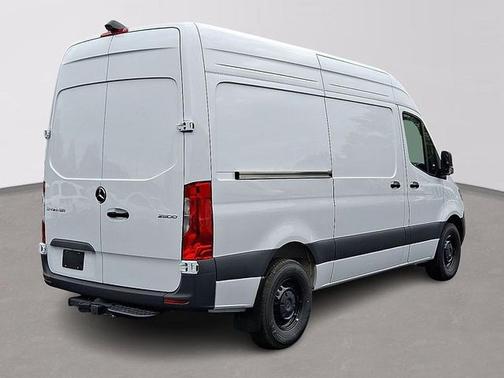 2025 Mercedes-Benz Sprinter 2500 Standard Roof