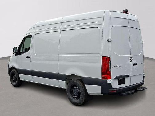 2025 Mercedes-Benz Sprinter 2500 Standard Roof