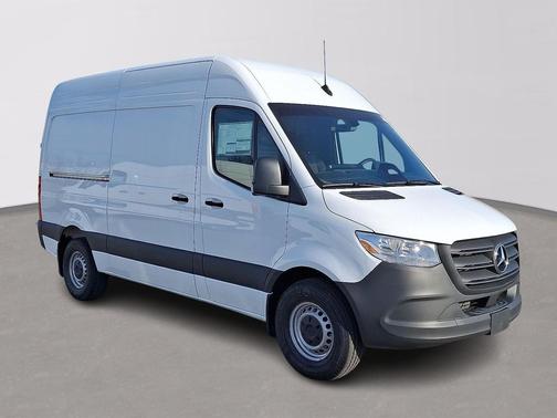 2026 Mercedes-Benz Sprinter 2500 Standard Roof 4-Cyl Diesel