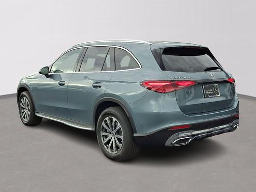 2025 Mercedes-Benz GLC 300 4MATIC