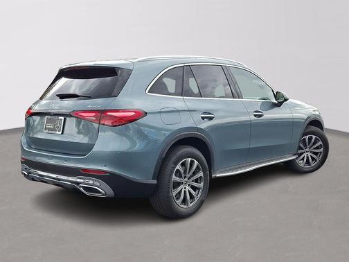 2025 Mercedes-Benz GLC 300 4MATIC