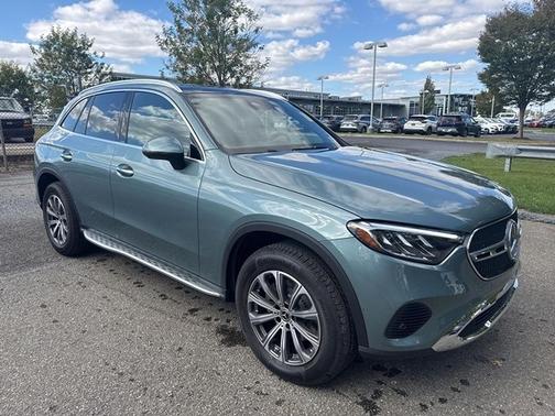 2025 Mercedes-Benz GLC 300 4MATIC