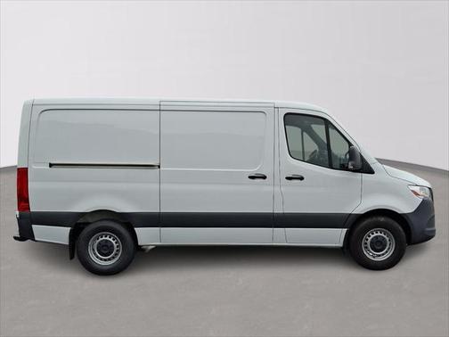 2023 Mercedes-Benz Sprinter 2500 Standard Roof