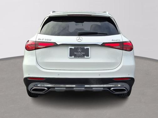 2026 Mercedes-Benz GLC 300 4MATIC