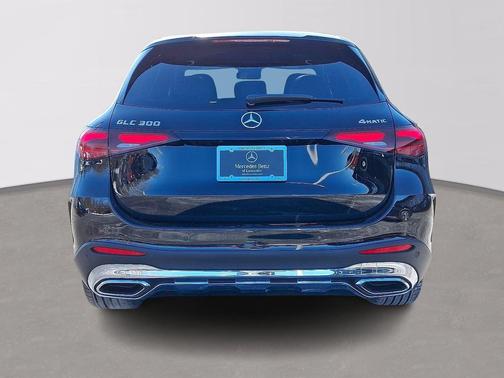 2026 Mercedes-Benz GLC 300 4MATIC