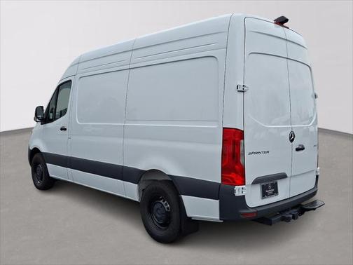 2025 Mercedes-Benz Sprinter 2500 Standard Roof