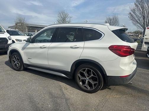 Alpine White 2017 BMW X1 xDrive 28i