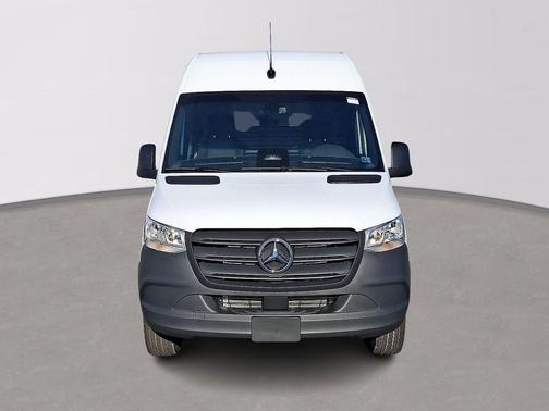 2026 Mercedes-Benz Sprinter 2500 Cargo 144 WB