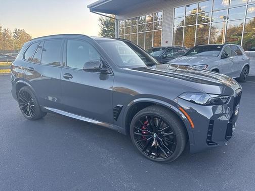 2025 BMW X5 M60i