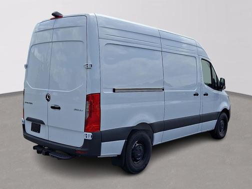 Arctic White - 9147 2025 Mercedes-Benz Sprinter 2500 Standard Roof
