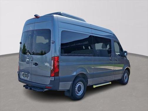 2024 Mercedes-Benz Sprinter 2500 Standard Roof