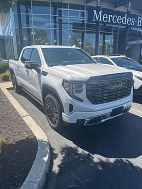 White Frost Tricoat 2022 GMC Sierra 1500 Denali Ultimate