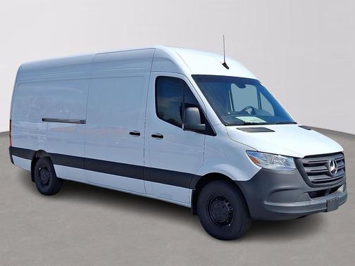 2024 Mercedes-Benz Sprinter 2500 Cargo 170 WB