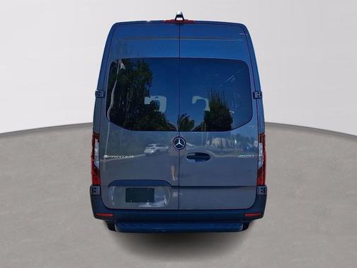 2025 Mercedes-Benz Sprinter 2500 High Roof