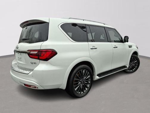 2024 INFINITI QX80 PREMIUM SELECT AWD