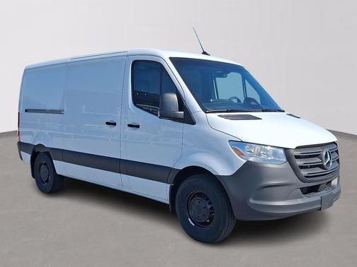 2025 Mercedes-Benz Sprinter 2500 Standard Roof