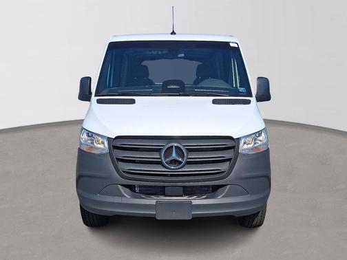 2025 Mercedes-Benz Sprinter 2500 Standard Roof