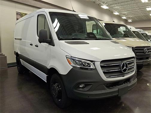 2025 Mercedes-Benz Sprinter 3500 Standard Roof