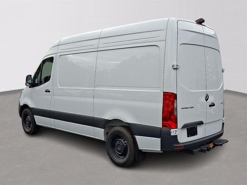 2025 Mercedes-Benz Sprinter 2500 Standard Roof
