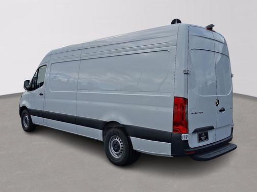 2025 Mercedes-Benz Sprinter 2500 High Roof