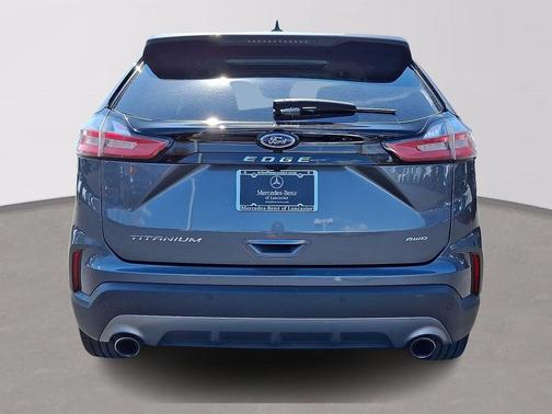 Gray Metallic 2022 Ford Edge Titanium