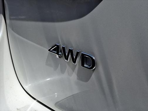 2022 INFINITI QX80 Luxe