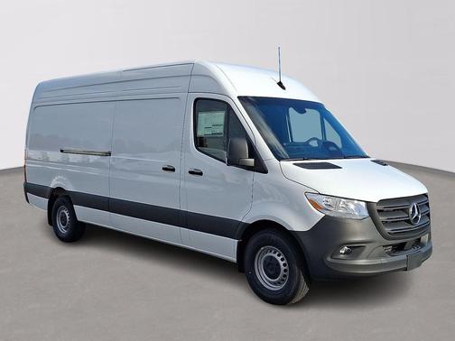 2026 Mercedes-Benz Sprinter 2500 Cargo 170 WB