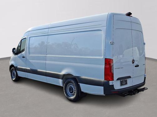 2026 Mercedes-Benz Sprinter 2500 Cargo 170 WB