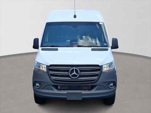 2025 Mercedes-Benz Sprinter 2500 High Roof