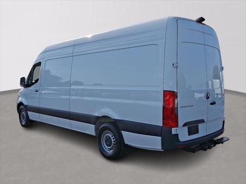 2025 Mercedes-Benz Sprinter 2500 High Roof