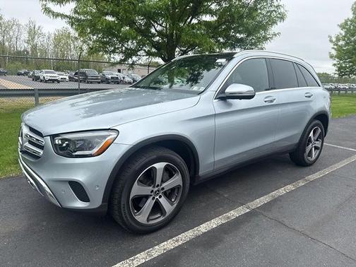 Cirrus Silver Metallic 2022 Mercedes-Benz GLC 300 4MATIC