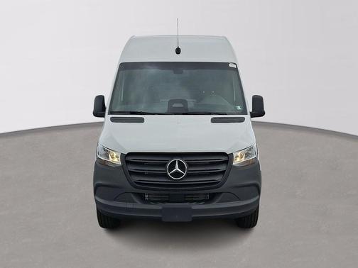 2026 Mercedes-Benz Sprinter 2500 Cargo 170 WB