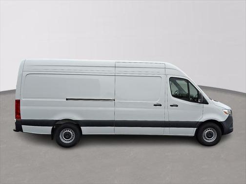 2025 Mercedes-Benz Sprinter 2500 High Roof