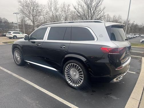 2022 Mercedes-Benz Maybach GLS 600 4MATIC