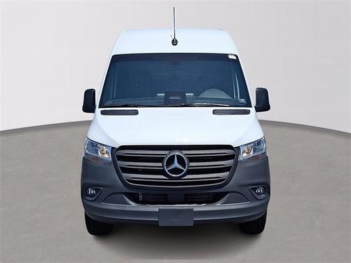 2025 Mercedes-Benz Sprinter 2500 Standard Roof