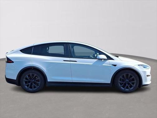 2022 Tesla Model X Plaid Tri Motor All-Wheel Drive
